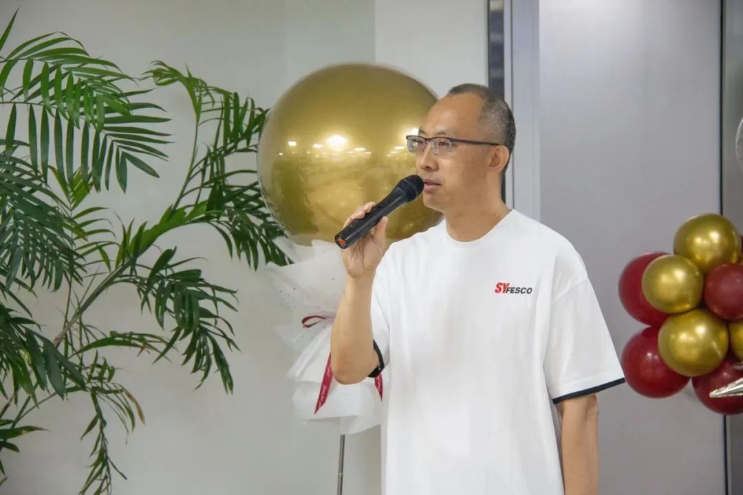 蓄力三十載 凝心再出發(fā)——沈陽(yáng)外服三十周年慶?；顒?dòng)
